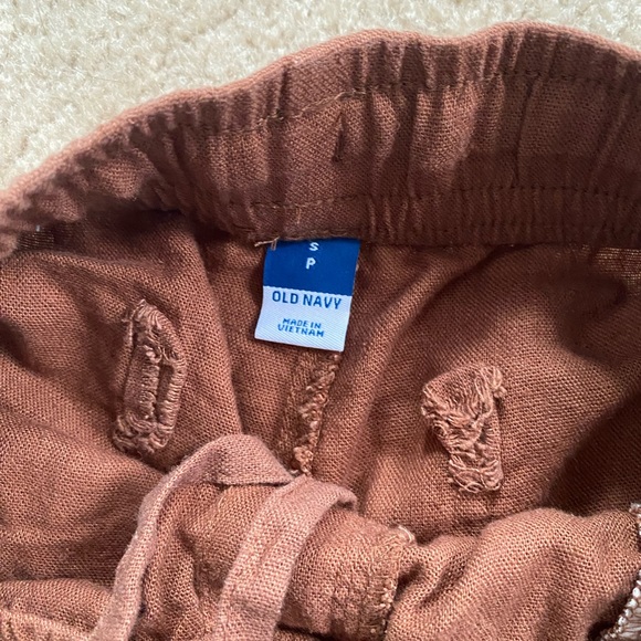 linen shorts - Picture 2 of 3